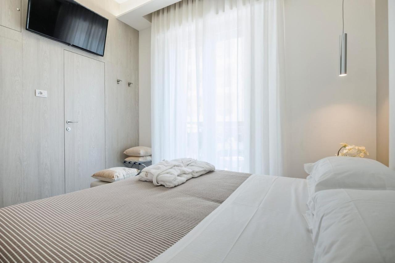 Hotel Stella D'Oro リミニ エクステリア 写真